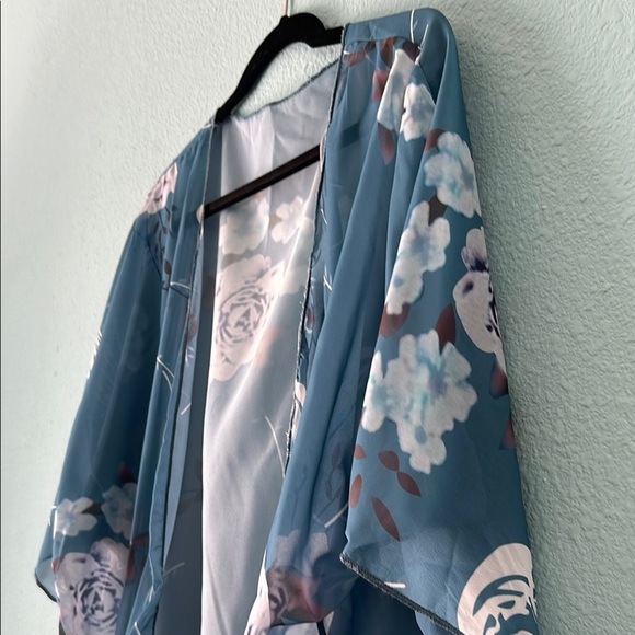 Floral Kimono Cardigan Size Large - Picture 3 of 3